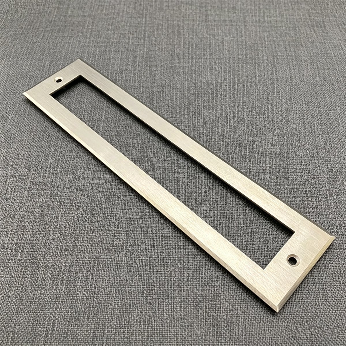 Switch Frame 14